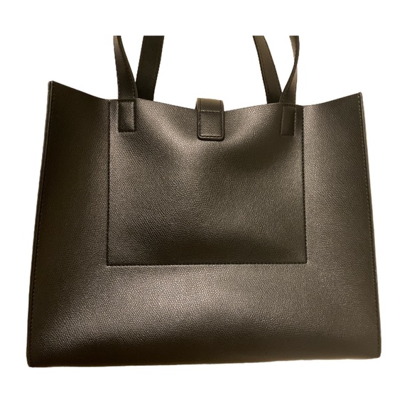 Structured black tassel tote handbag - Picture 4 of 4